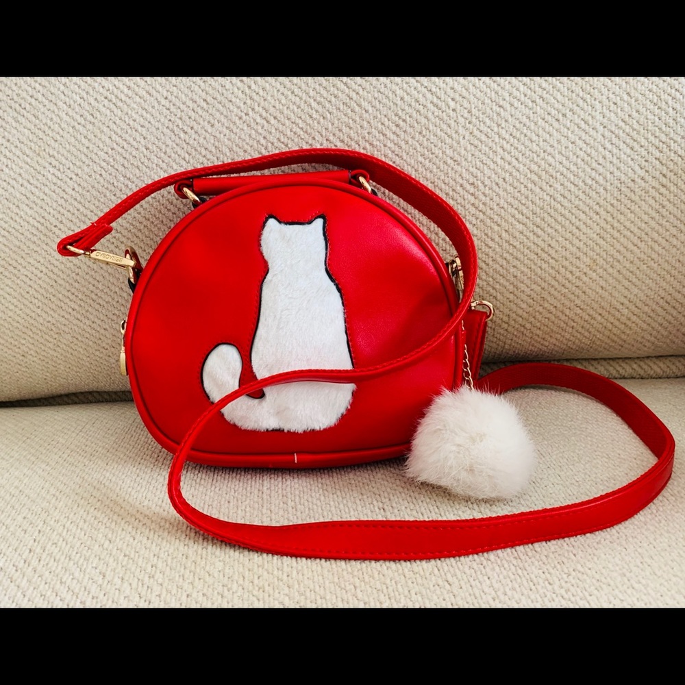 Beibaobao Red Vegan Leather Cat Crossbody Fun Bag!